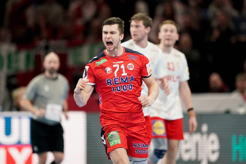 Alexandre Blonz ble norsk toppscorer i kampen mot Danmark. Foto: Stian Lysberg Solum / NTB